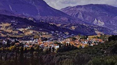 Μετά απο σχεδόν 30 χρόνια... γλέντι στην κεντρική πλατεία των Άνω Ασιτών