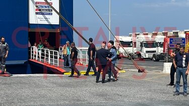 Τραγωδία στον Πειραιά: Μικρά παιδιά έγιναν μάρτυρες μιας αποτρόπαιας πράξης