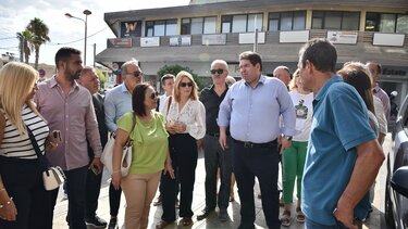 «Αγκάλιασαν» τον Μ. Καραμαλάκη οι επιχειρηματίες της 62 Μαρτύρων