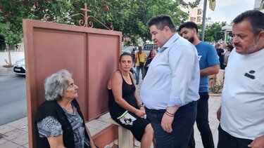 Σε Πατέλες και Χρυσοπηγή περιόδευσε ο Μ. Καραμαλάκης