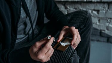 Τους έπιασαν πάνω στο αλισβερίσι των ναρκωτικών