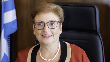 Συγχαρητήρια της Μ. Λιονή στον Ν. Καραβάνο