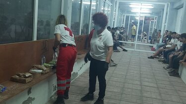 Μεταφέρονται οι 43 μετανάστες που εντοπίστηκαν στη Σητεία