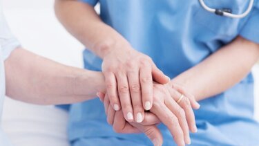 Ειδικευόμενοι νοσηλευτές: "Σήμερα έδωσαν εξετάσεις, θα απολυθούν στις 29/2"