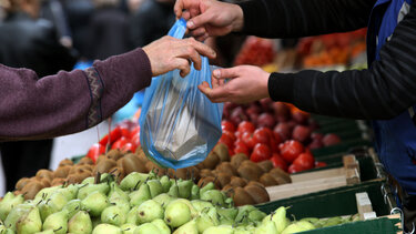Περιφέρεια Κρήτης: Κενές θέσεις σε λαϊκές αγορές