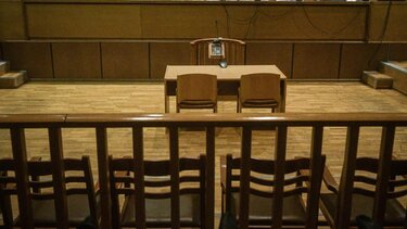 Κάλεσε στο σπίτι του ανήλικο για να παίξουν βιντεοπαιχνίδι και τον βίασε