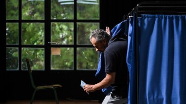 Αλλού τεράστιες διαφορές και αλλού νικητές με 28 ψήφους!