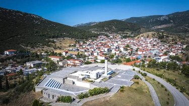 "Αντί- ναζί" μάθημα στο Μαυσωλείο Διστόμου για εκατοντάδες μαθητές