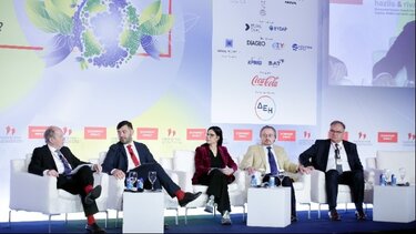 ECONOMIST: Αναγκαία η παγκόσμια συνεργασία για έναν βιώσιμο κόσμο