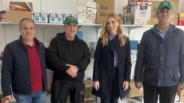 Προσφορά τροφίμων στο Κοινωνικό Παντοπωλείο του Δήμου Μαλεβιζίου