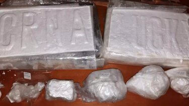 Η ώρα των απολογιών για τους 3 Ηρακλειώτες στην υπόθεση με τα τούβλα κοκαϊνης