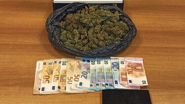 Είχε στο σπίτι 300 γραμμάρια κάνναβης και ζυγαριές ακριβείας