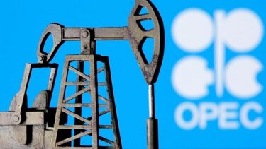 OPEC: Μεγάλη αύξηση παραγωγή, υπό το φόβο "ρωσικών" διαταρραχών