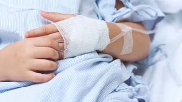 Αγωνία για τις παιδοχειρουργικές κλινικές σε ΠΑΓΝΗ και Χανιά