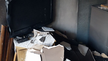 Σοβαρές υλικές ζημιές μετά από φωτιά σε διαμέρισμα