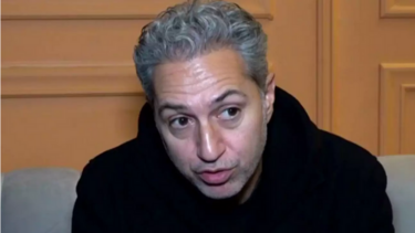 Δημήτρης Κόκοτας: «Μπορεί να κάθεται μόνος του για λίγα δευτερόλεπτα, χωρίς βοήθεια»