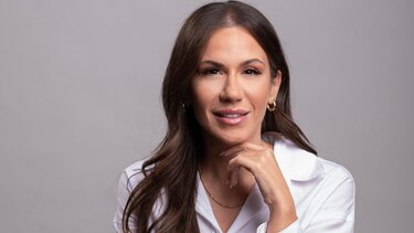 Βατσινά: Πτυχία χωρίς αντίκρισμα για εκατοντάδες χιλιάδες απόφοιτους