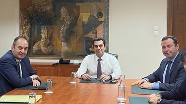 Στο Υπουργείο Ανάπτυξης για τις λαϊκές αγορές ο Μανώλης Μενεγάκης