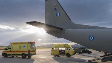 Πολεμική Αεροπορία: Συγκλονιστικό βίντεο από τη διάσωση κυνηγού στο όρος Κίσσαβος με Super Puma 