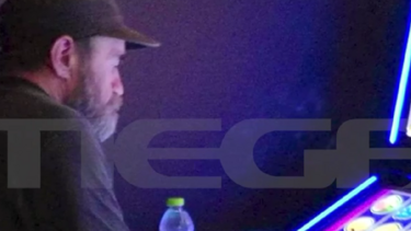 "Ο Άλλος άνθρωπος" και η επίμαχη φωτογραφία