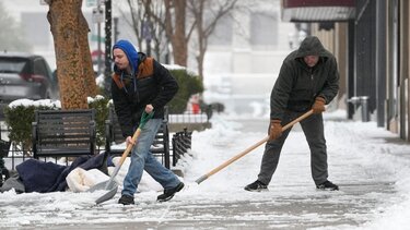 Σφοδρές χιονοπτώσεις και παγετός στις κεντρικές και ανατολικές πολιτείες των ΗΠΑ