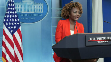 ΗΠΑ: Οι κυρώσεις θα συνεχίσουν να επιβαρύνουν τη Ρωσία