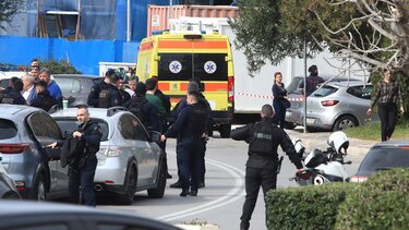 Μακελειό στη Γλυφάδα: Υψηλόβαθμα στελέχη της ναυτιλιακής και ένας καπετάνιος τα θύματα