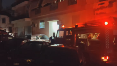 "Άρπαξε" η καμινάδα - Μεγάλη αναστάτωση στο κέντρο του Ηρακλείου