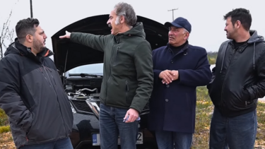 Ευτυχισμένοι Μαζί: Χαμός με το reunion και την ξεκαρδιστική σκηνή!