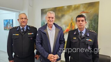 Στη μάχη των πυρκαγιών 200 δασοκομάντος στην Κρήτη - Στα Χανιά ο υφυπουργός κλιματικής κρίσης