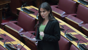 Στην "κόψη του ξυραφιού" η Παιδοψυχιατρική Κλινική - Στη Βουλή το θέμα, από την Ελένη Βατσινά