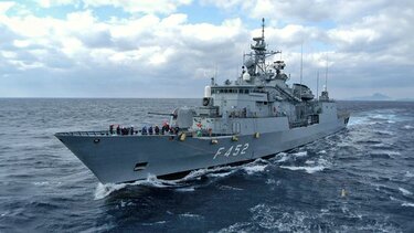 Φρεγάτα "Ψαρά": Απέρριψε επίθεση 4 drones εναντίον εμπορικού πλοίου