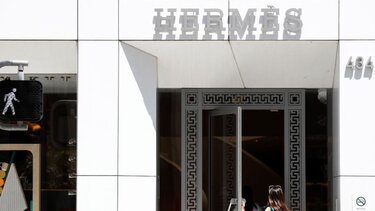 Hermès: Ο σύμβουλος που πέθανε αφήνοντας άλυτο ένα μυστήριο 14 δισ. ευρώ