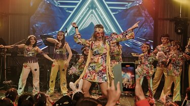 Με ξέφρενο πάρτι η έναρξη του Τριωδίου για το Μαλιώτικο καρναβάλι