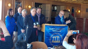 Βραβείο στον Γιώργο Αντωνάκη για τα 40 χρόνια προσφοράς του