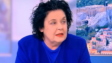 Λιάνα Κανέλλη: "Τσιγάρο τέλος, κάπνισα για τρεις ζωές και παραλίγο να χάσω τη δική μου"