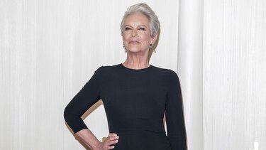 Κόσμημα με τη Νίκη της Σαμοθράκης φόρεσε η Τζέιμι Λι Κέρτις στα Όσκαρ