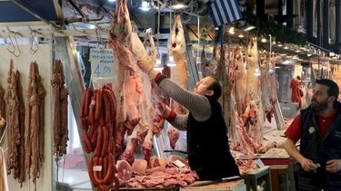 Σκρέκας: Το αρνί στο «καλάθι του Πάσχα» πωλείται 10 ευρώ