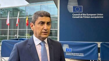 Αυγενάκης: "Τριπλή νίκη" η απόφαση του Ευρωκοινοβουλίου για αλλαγές στην ΚΑΠ