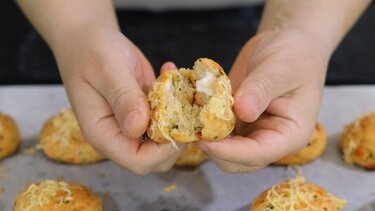 Τυροπιτάκια νηστίσιμα, χωρίς μαγιά, χωρίς αναμονές