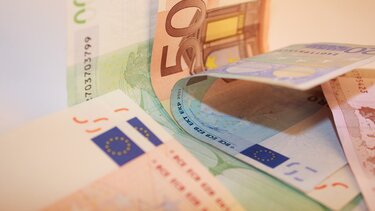 Επιστροφές φόρου: Τα "ψιλά γράμματα" που πρέπει να γνωρίζουν οι φορολογούμενοι