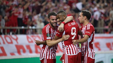 Γράφτηκε ιστορία: Στον τελικό του Conference o Ολυμπιακός!