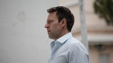 Κασσελάκης κατά Τσίπρα για τα οικονομικά του ΣΥΡΙΖΑ στις περσινές εκλογές