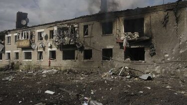 Πόλεμος στην Ουκρανία: "Είδα χωριά που δεν μπορούν να κατοικηθούν ξανά" - Πώς ζουν σήμερα; 