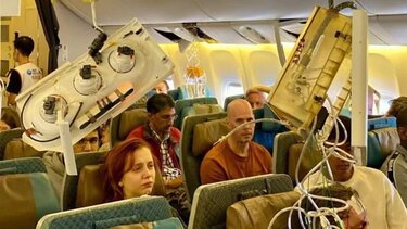 Singapore Airlines: Τουλάχιστον 20 επιβάτες στην εντατική με τραύματα στη σπονδυλική στήλη