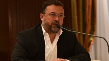 Τι ήθελε να πει ο Στρατάκος;