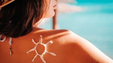 Πώς το ληγμένο αντηλιακό μπορεί να είναι χρήσιμο για το σπίτι