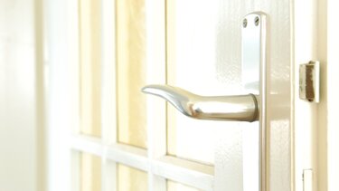 Η «τσιλιαδόρος» με τα ράστα, η διάρρηξη στο σπίτι γνωστής αρχαιολόγου και το «ευχαριστώ»