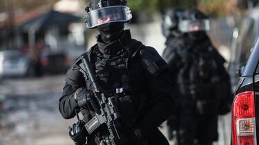 Πέραμα Μυλοποτάμου: «Στρίμωξαν» αστυνομικοί τον πάτερ-φαμίλια και τον «κύριο 0,4» μετά το deal