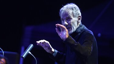 83 χρόνια από τη Μάχη της Κρήτης: Συναυλία με τον Σταύρο Ξαρχάκο στο Αρκάδι